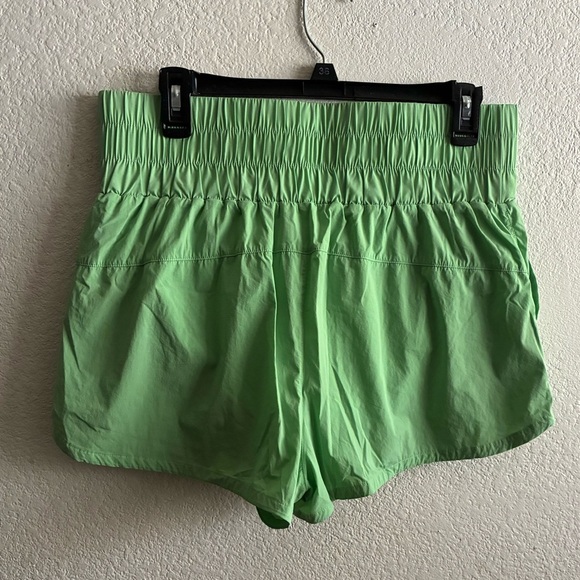 JoyLab Women's Vibrant Green Athletic Shorts M - Picture 3 of 9